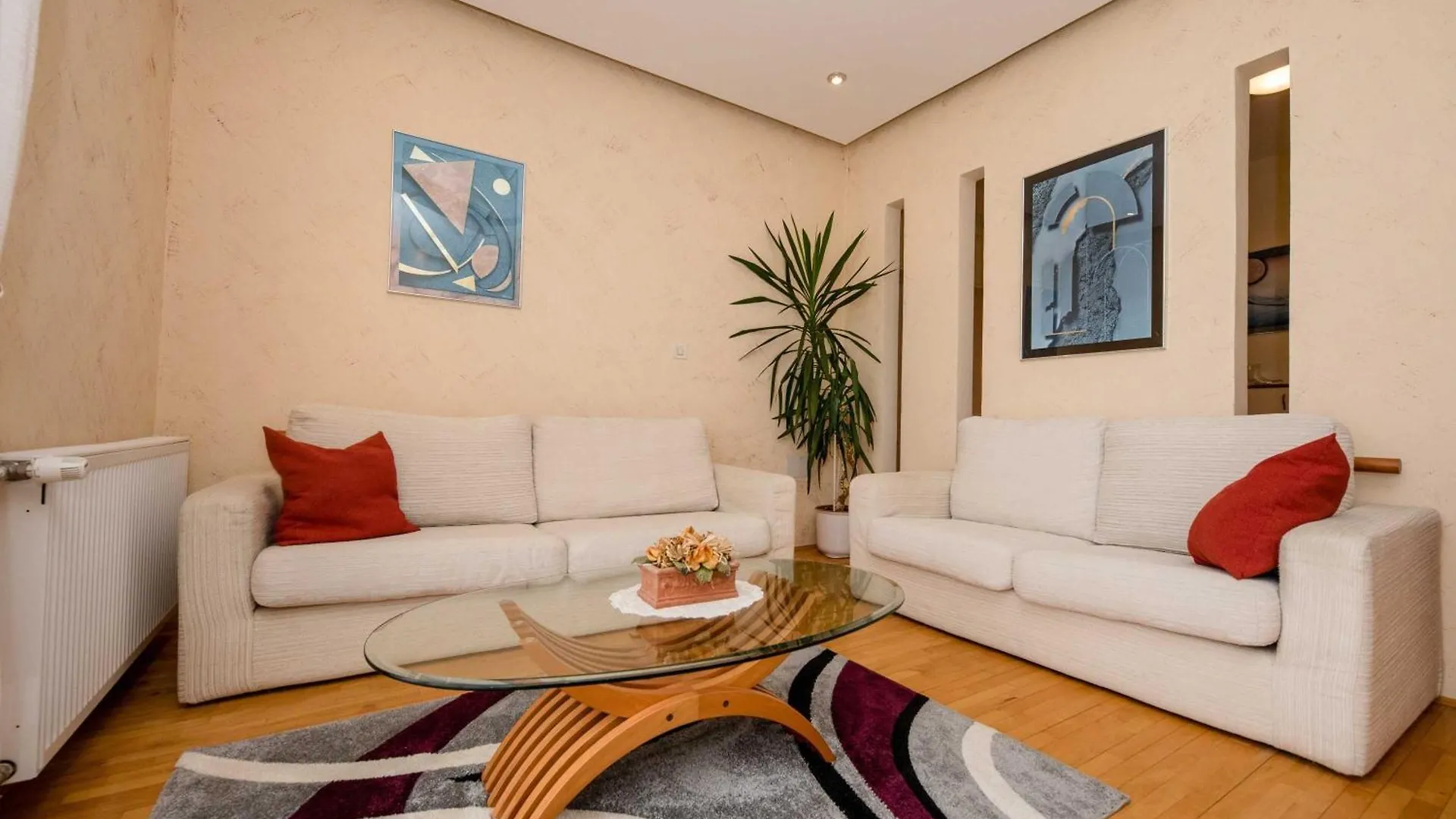 Guest House Villa Anggela Rab Town